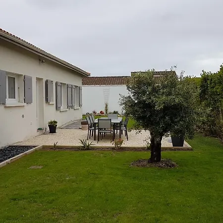 Holiday home Le Beauregard Des Allards *